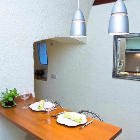 Studio Toma With Private Parking Place Шибеник Экстерьер фото